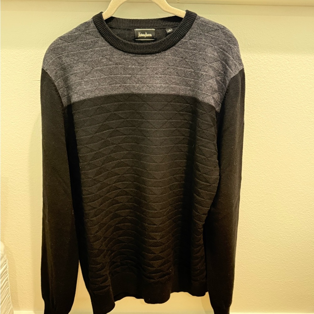 Neiman Marcus Black and Gray Crewneck Sweater